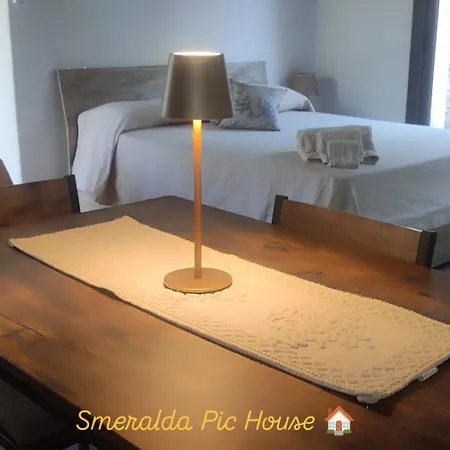Smeralda Pic House Lejlighed *